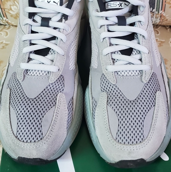 Puma sneakers - Picture 2 of 4